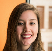 Victoria Lawson, CFO de una empresa de trading financiero, headshot.